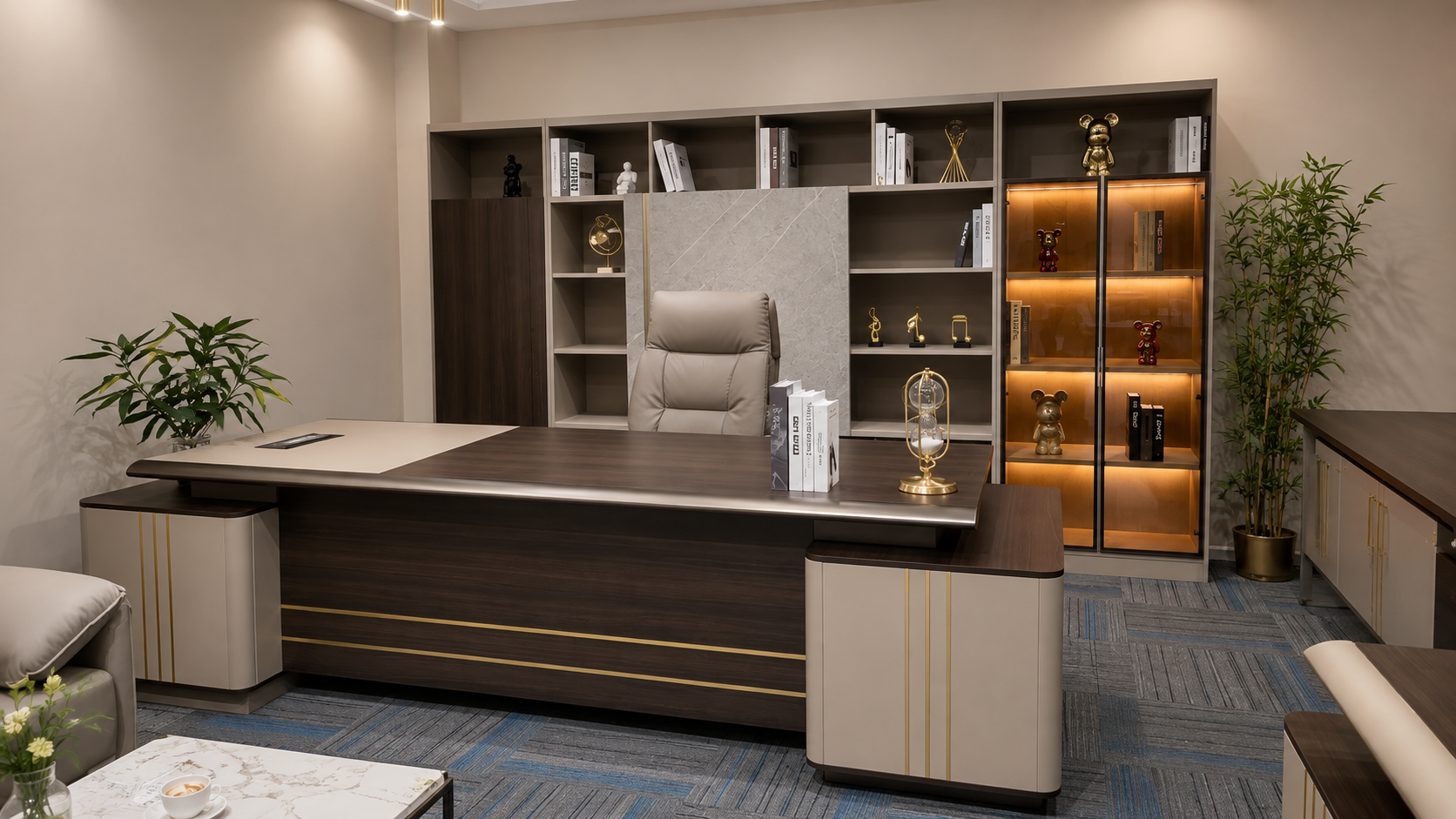 The Director Executive Office Desk Set